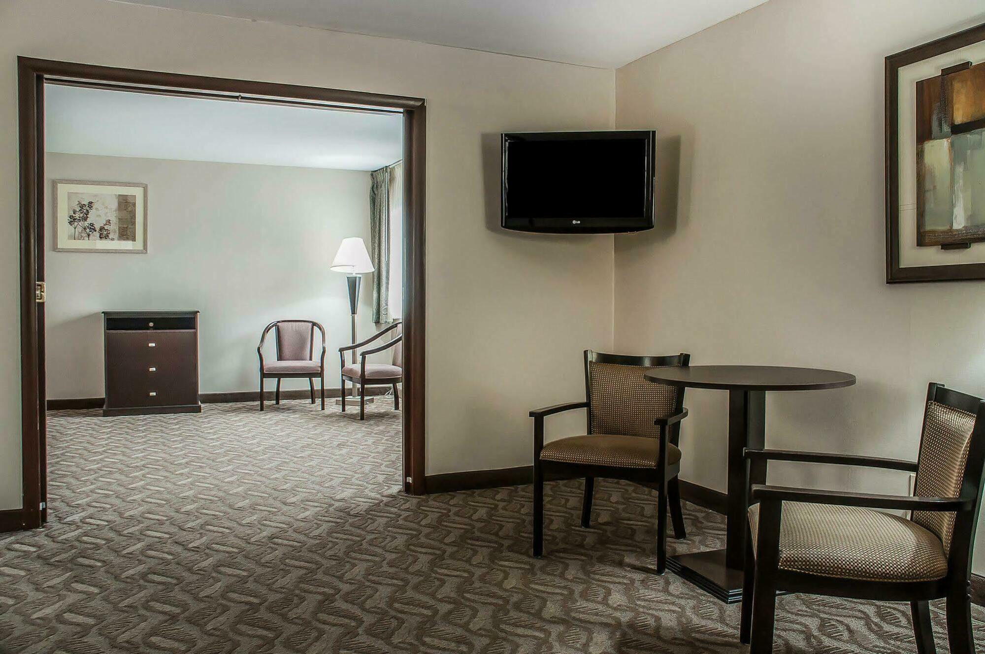 Quality Inn - Niagara Falls Blvd Ngoại thất bức ảnh